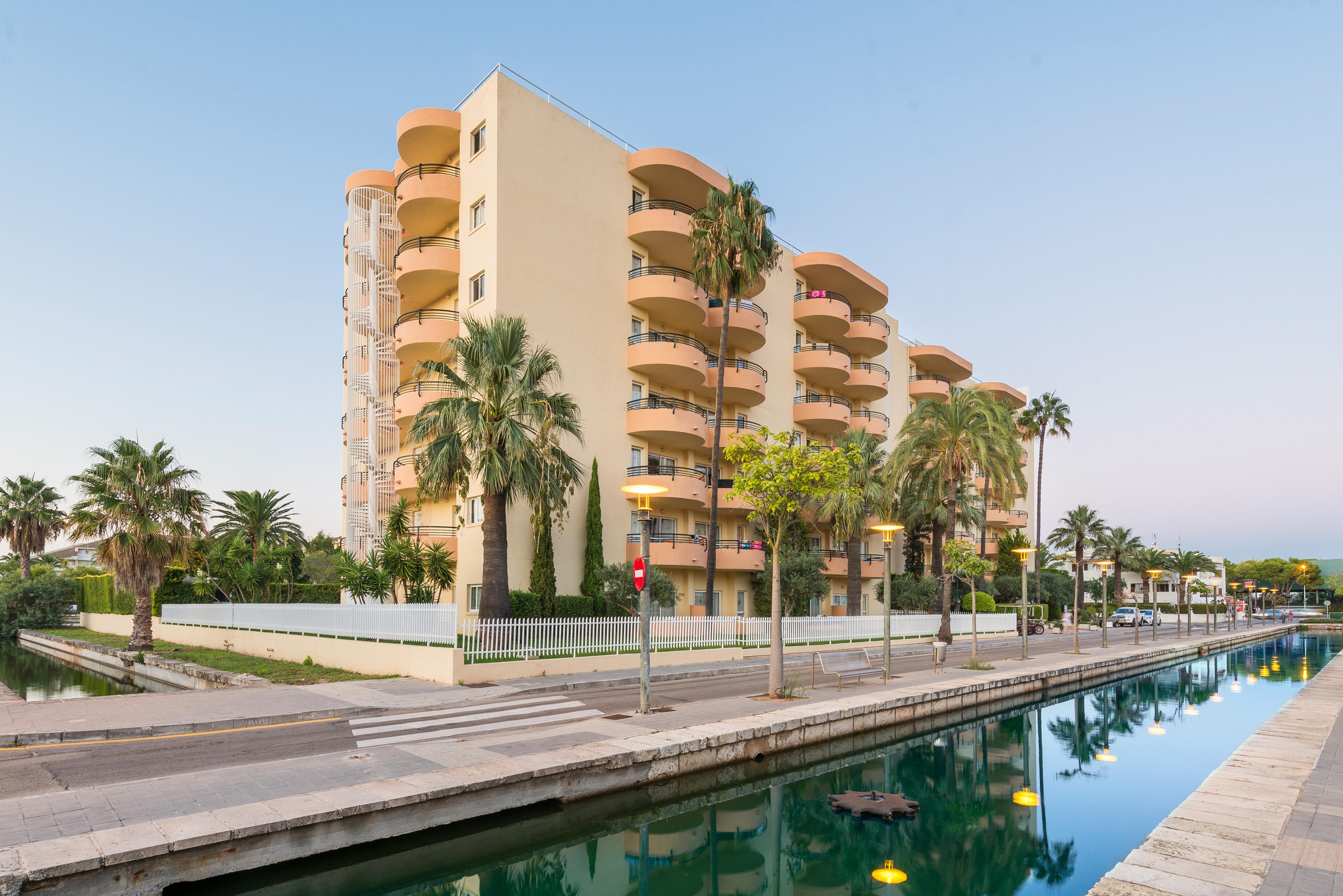 Alcudia Beach Apartments 알쿠디아 항구 외부 사진