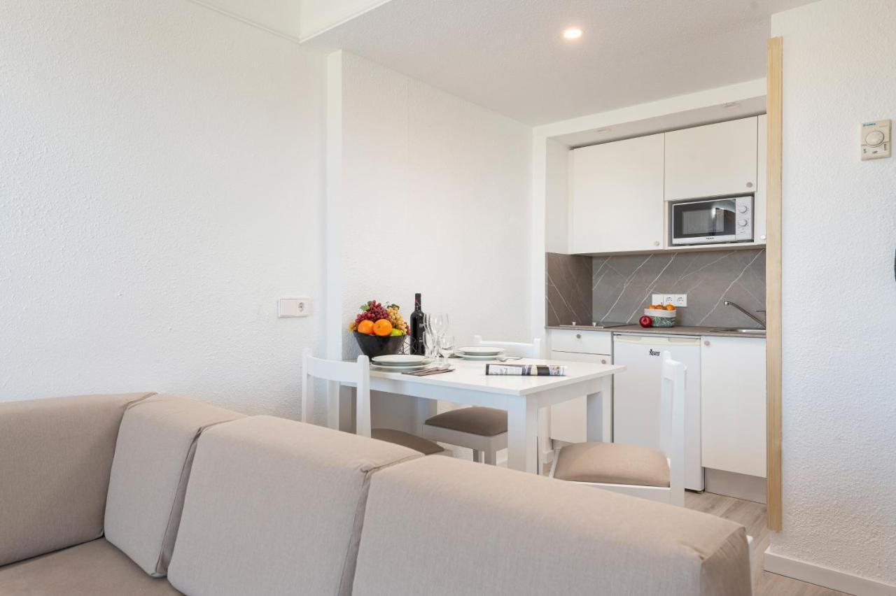 Alcudia Beach Apartments 알쿠디아 항구 외부 사진