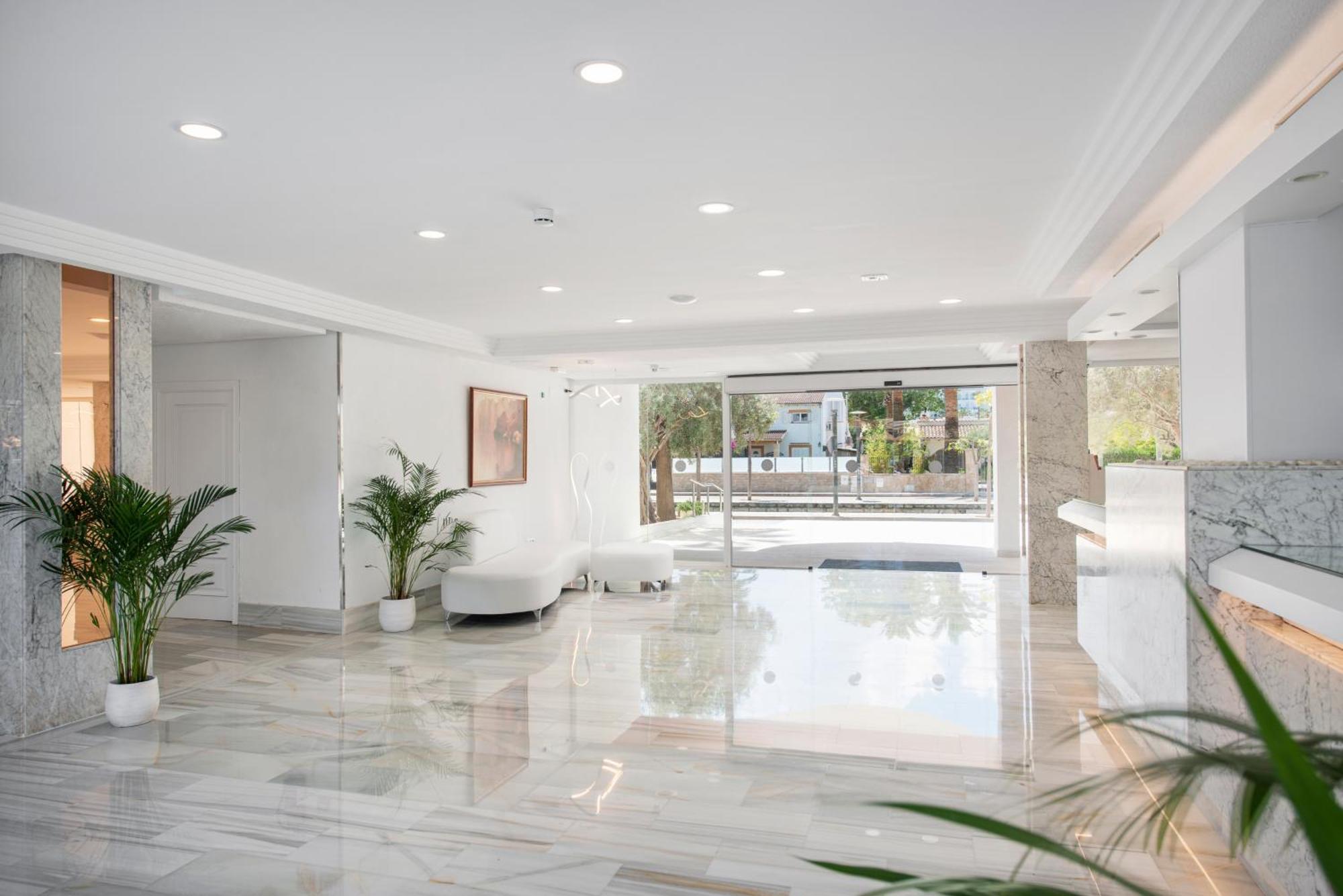 Alcudia Beach Apartments 알쿠디아 항구 외부 사진