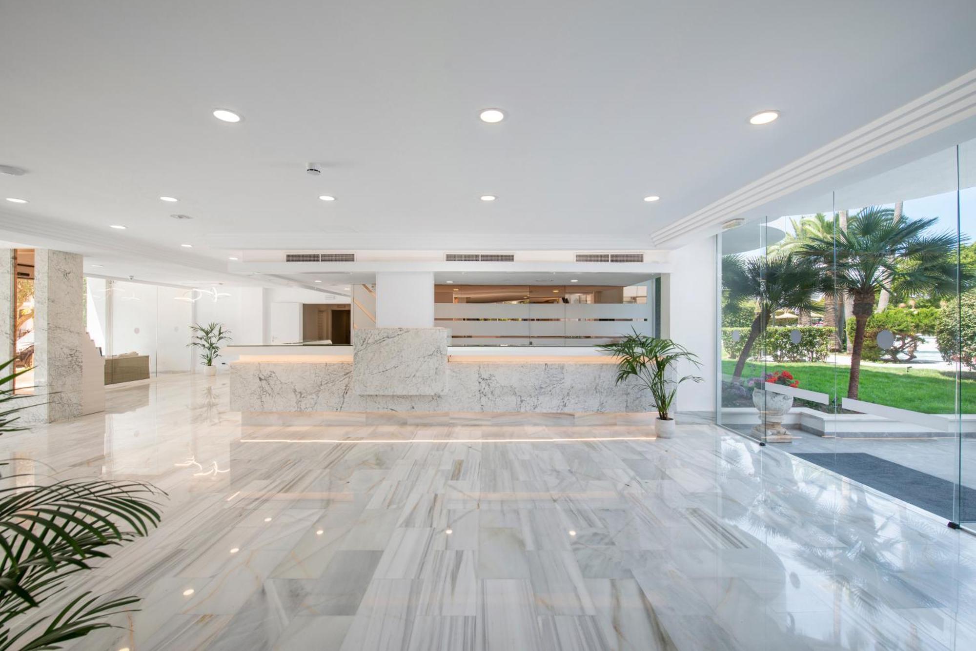 Alcudia Beach Apartments 알쿠디아 항구 외부 사진
