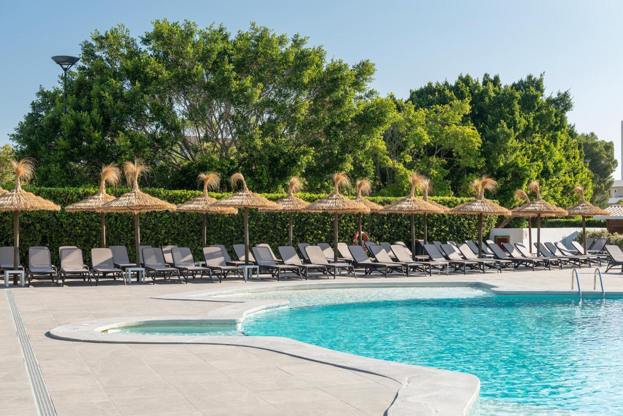 Alcudia Beach Apartments 알쿠디아 항구 외부 사진